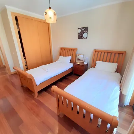 Villa Paula With Private Pool Close To The And Strip Albufeira